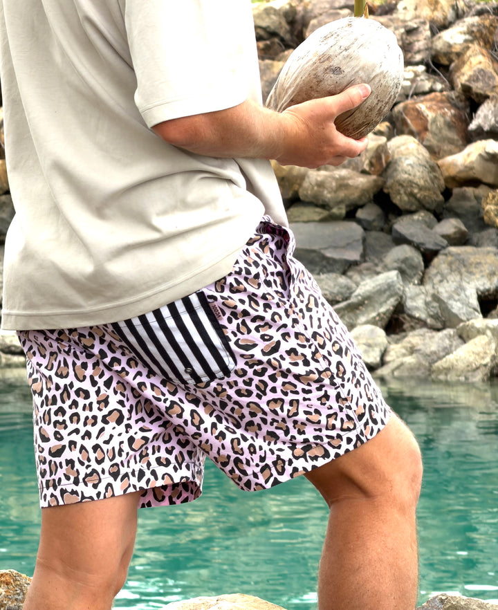 ADULT WEEKEND SHORT- CALI