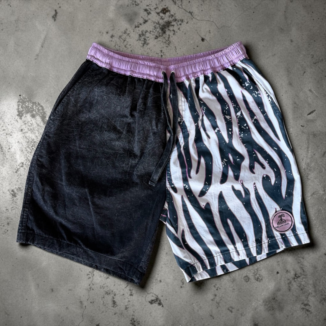 ADULT WEEKEND WALKSHORTS-ZEBRA