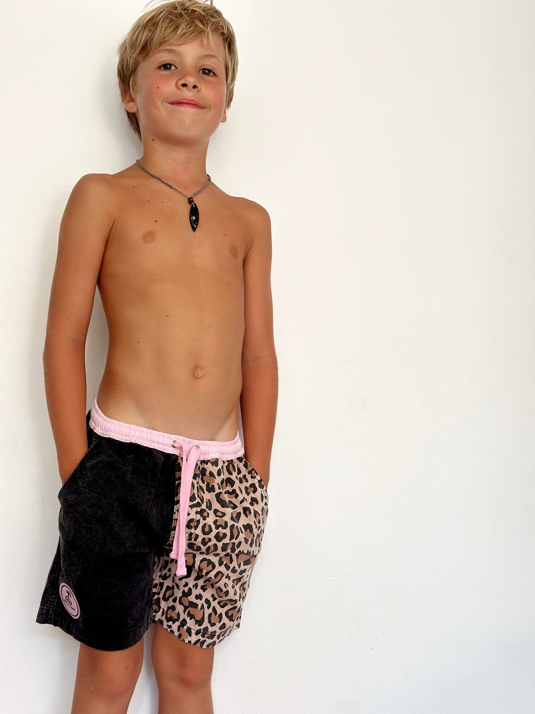 KIDS WEEKEND WALKSHORTS- JUNGLE